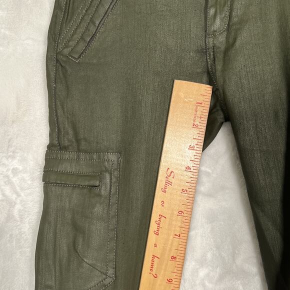 Bebe Women's Shiny Dusty Olive Pants Size 26 Zipper Pockets/Cargo Pockets Y2K - Picture 5 of 12